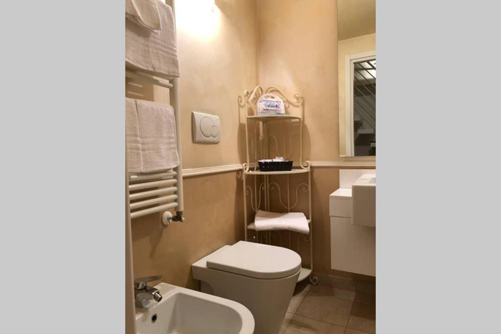 La Casina In Burlamacchi Milano Ngoại thất bức ảnh
